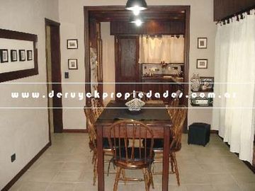 Chalet en Venta Cond en Quilmes Oeste