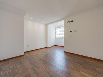 VENTA - Departamento reciclado - 2 Dormitorios - 2 Baños- Centro, Rosario