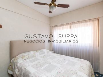 Hermoso piso de 4 Ambientes con dependencia, escritorio, baulera y cochera