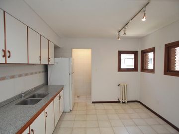 Muy buen departamento en venta en Martinez - 3 dormitorios - 2 cocheras