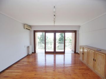 Muy buen departamento en venta en Martinez - 3 dormitorios - 2 cocheras