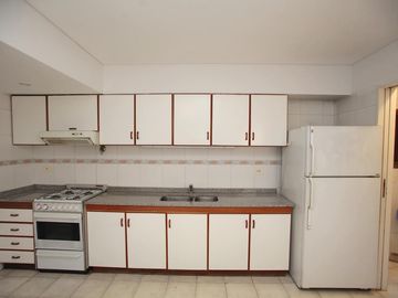 Muy buen departamento en venta en Martinez - 3 dormitorios - 2 cocheras