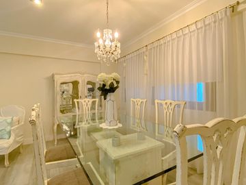 VENTA | PISO EN PLAZA MITRE | COCHERA