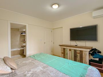 VENTA | PISO EN PLAZA MITRE | COCHERA