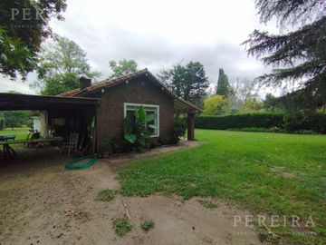 Casa - Quinta , Barrio San Luis , Manuel Alberti -  2100m2 lote y 111m2 cubiertos