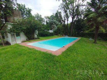 Casa - Quinta , Barrio San Luis , Manuel Alberti -  2100m2 lote y 111m2 cubiertos