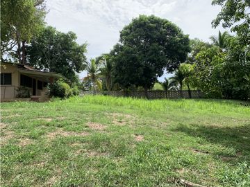 Se Vende Casa en Coronado A Pasos de la Playa