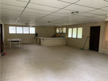 Se Vende Casa en Coronado A Pasos de la Playa