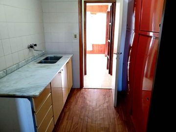 DEPARTAMENTO CALLE LA PAZ AL 700