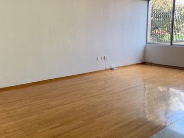 CASA EN VENTA EN INSURGENTES CUICUILCO DE 650M2