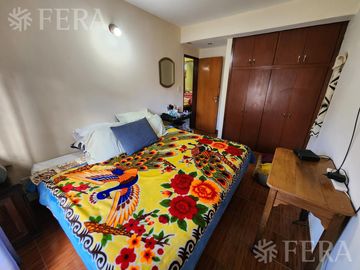 Venta casa de 5 ambientes con cochera en Wilde