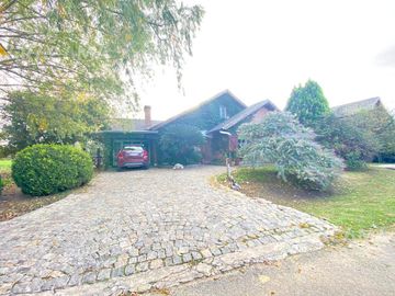 Casa en venta en Echeverria del Lago - Canning