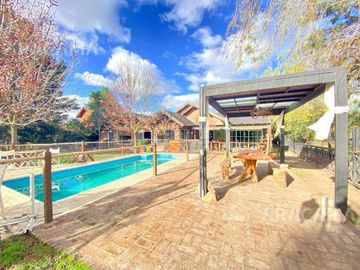 Casa en venta en Echeverria del Lago - Canning