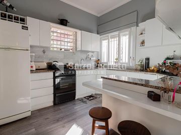 Venta Casa 5 ambientes en Haedo Sur