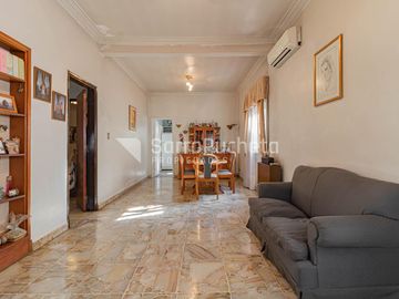 Venta Casa 5 ambientes en Haedo Sur