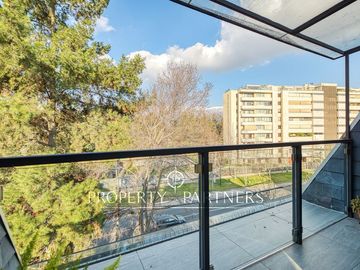 Duplex, vista despejada y cercano a colegios.