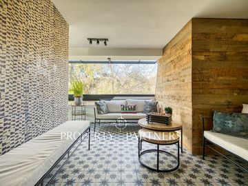 Duplex, vista despejada y cercano a colegios.