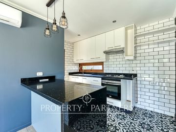 Lo Arcaya, gran terreno con dos casas independientes cada una con jardín. Agua propia