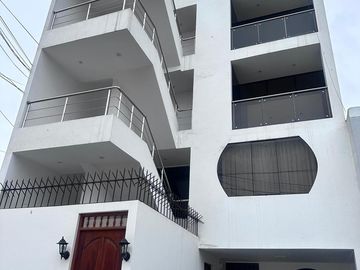 Departamento en  Venta  La Perla  Av Insurgentes