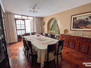 Casa en  Venta frente Parque las Leyendas San MIguel 246mt2
