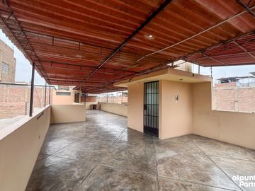 Amplia Casa en Venta en Urb San Diego -San Martin de Porres