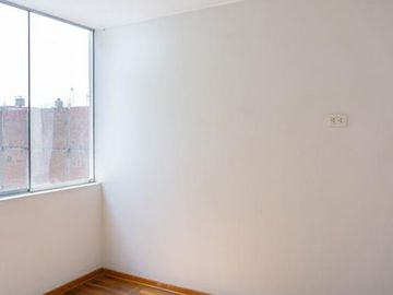 ¡Venta de amplio departamento en San Antonio de Carabayllo!
