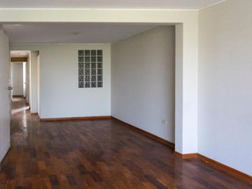 ¡Venta de amplio departamento en San Antonio de Carabayllo!