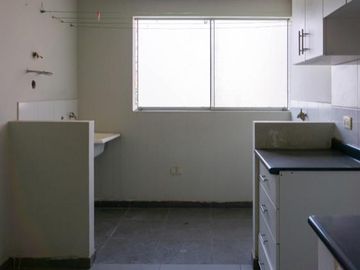 ¡Venta de amplio departamento en San Antonio de Carabayllo!