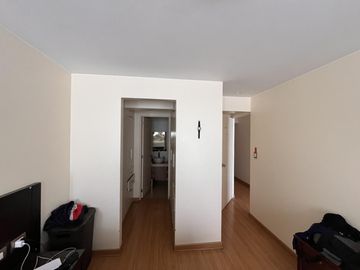 Duplex en Venta en San Isidro de 04 dormitorios.