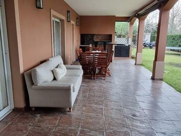 Casa de 4 dormitorios en venta | Quintas del Sol
