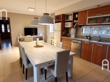 Casa de 4 dormitorios en venta | Quintas del Sol
