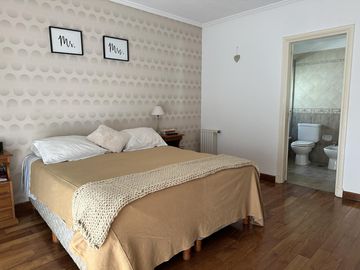 Venta Casa 6 Amb con pileta climatizada en Barrancas de Guido