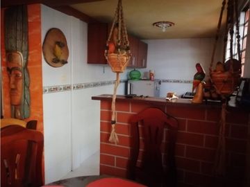 Se vende apartamento de 4 habitaciones en Urapanes, Villamaría