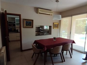CASA EN COUNTRY LAS DELICIAS