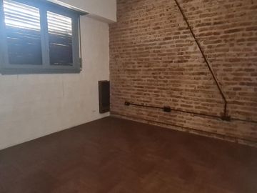 VENTA EN BLOQUE CASA MAS LOCALES EN QUILMES