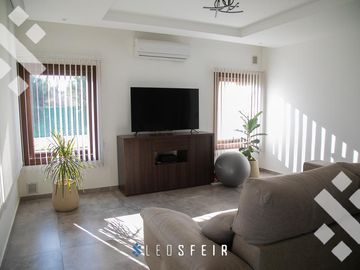 Venta casa 3 dorm. B°  Privado Costa Azul - Neuquén, Cap.