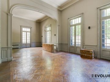 Espectacular casa a metros de Plaza San Martín, ex Casa Foa