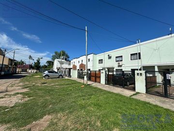 Duplex en Venta en Hurlingham