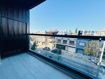 Departamento en  Venta 3 ambientes Ramos Mejía, Balcón con parrilla