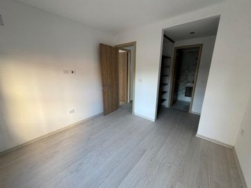 Departamento en  Venta 3 ambientes Ramos Mejía, Balcón con parrilla