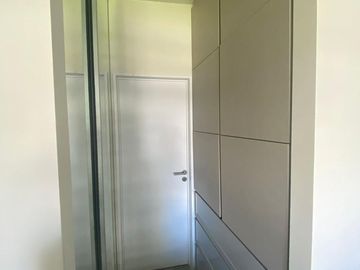 Departamento - 2 ambientes - con balcón y cochera -  Olivos  - Vicente Lopez - VENTA