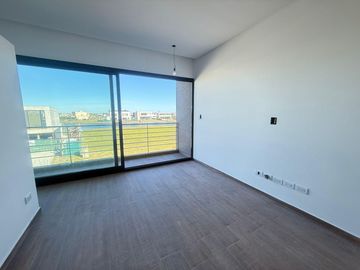 EN VENTA CASA 5 AMB A ESTRENAR EN VILLALOBOS