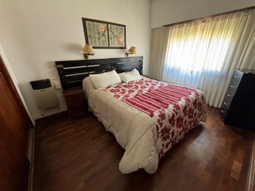 Casa multifamiliar 4 amb con dependencia y garage