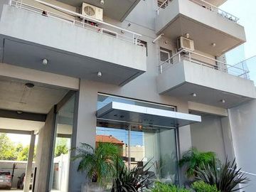 Departamento de 3 ambientes con cochera. RETASADO!