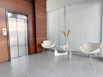 Departamento de 3 ambientes con cochera. RETASADO!