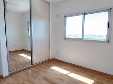 Departamento de 3 ambientes con cochera. RETASADO!