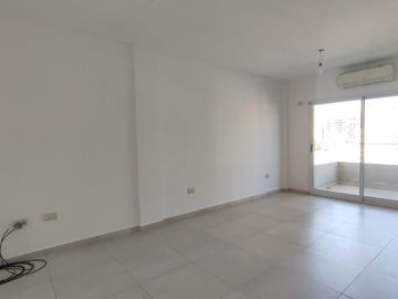 Departamento de 3 ambientes con cochera. RETASADO!
