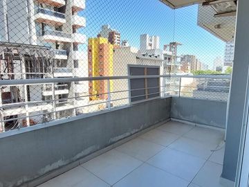 Departamento de 3 ambientes con cochera. RETASADO!