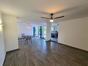 Casa en venta remodelada y de 1 planta en el centro de Mérida, Casa Azul
