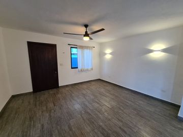 Casa en venta remodelada y de 1 planta en el centro de Mérida, Casa Azul